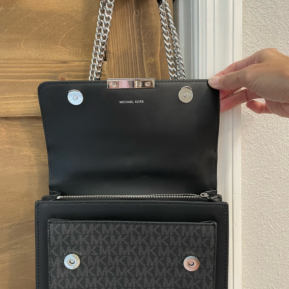 Michael Kors Black and White Houndstooth Shoulder Bag - Picture 6 of 8